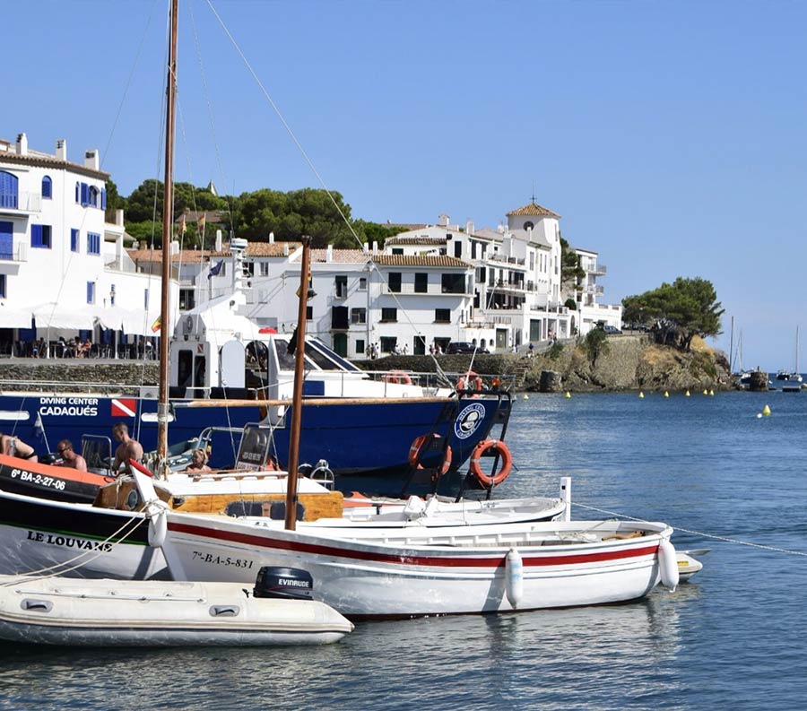 http://Adela%20Cabre%20Cadaques%20Restaurante%20Compartir